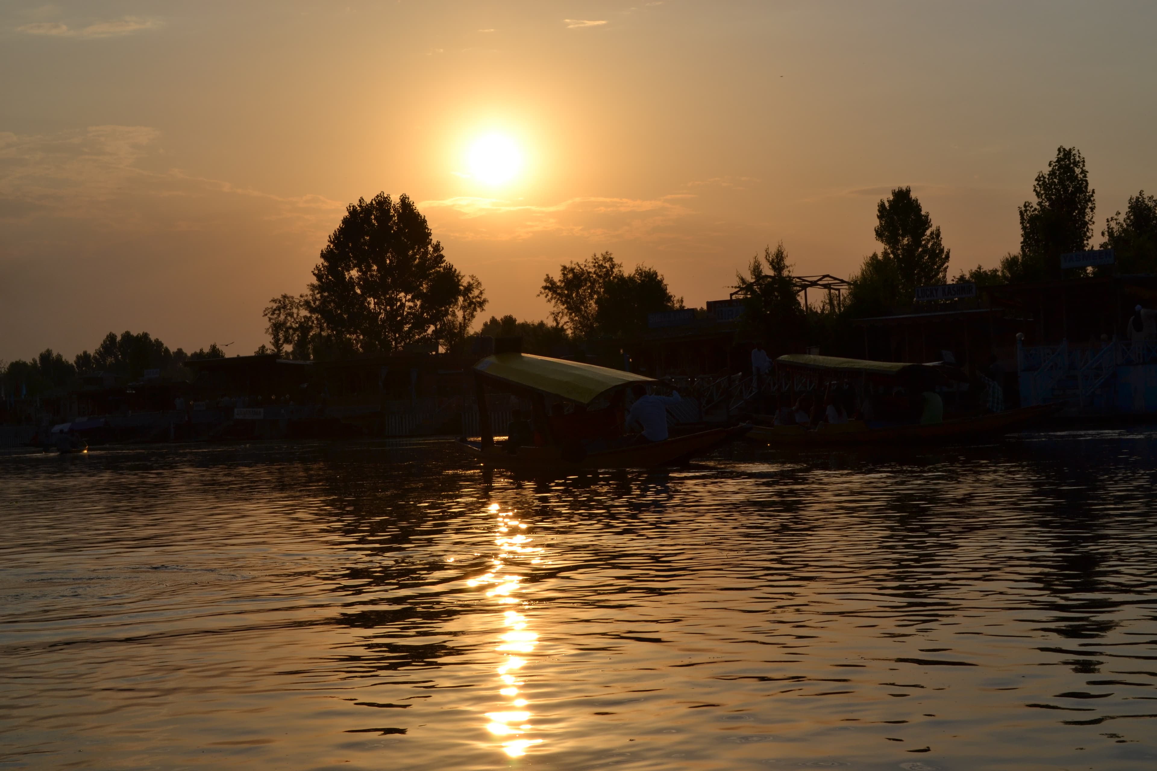 Dal Lake