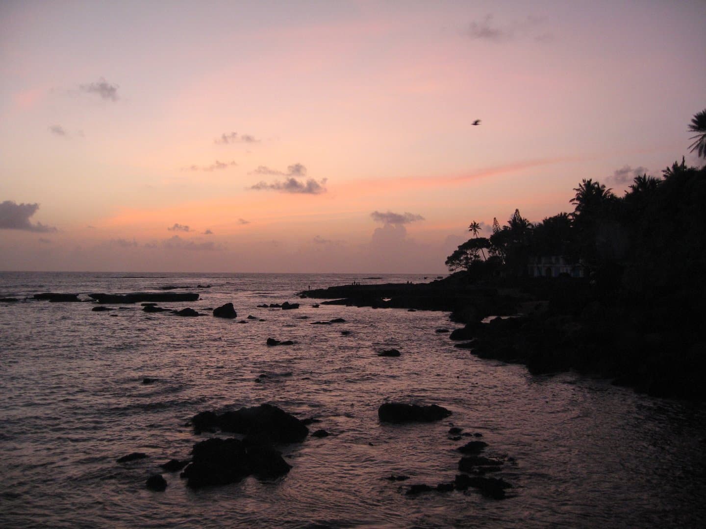 Gloabltrails Holidays Dona Paula sunset view